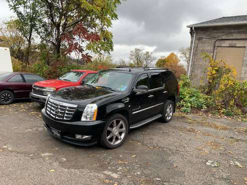 2012 ESCALADE - cars & trucks - by owner - vehicle automotive sale for sale in Duquesne, PA