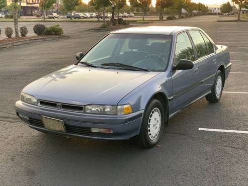 CLEAN TITLE 1990 HONDA ACCORD LX * POWER WINDOWS AND LOCKS *AUTOMATIC for sale in Hillsboro, OR