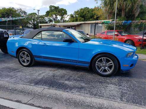 2010 Ford Mustang Premium Guaranteed Credit Approval! for sale in SAINT PETERSBURG, FL