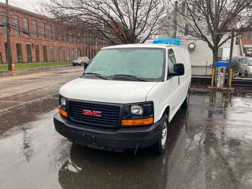 2006 GMC SAVANA 2500 CARGO AUTO RUNS/LOOKS EXCELLENT NEEDS NOTHING!!... for sale in Waltham, MA