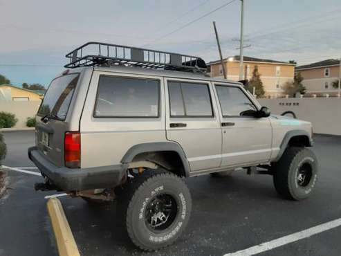 2000 Jeep Cherokee 4x4 - cars & trucks - by owner - vehicle... for sale in TAMPA, FL
