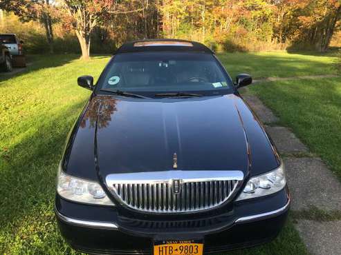 2007 Lincoln town car for sale in Lake View, NY