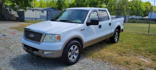 2004 Ford F-150 Lariat SuperCrew 2WD - - by dealer for sale in Lexington, NC