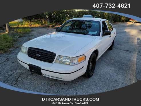 2000 Ford Crown Victoria - Financing Available! - cars & trucks - by... for sale in Sanford, FL
