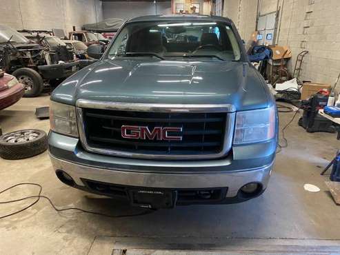 2007 GMC Sierra 1500 4X4 Z71 - cars & trucks - by owner - vehicle... for sale in Fairfield, CT