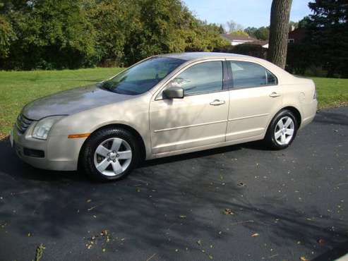 2006 Ford Fusion (98,000 miles/1 Owner/Excellent Condition) for sale in Racine, WI