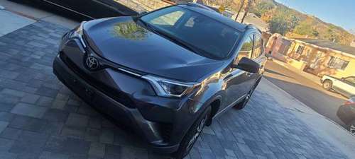 2018 Toyota Rav4, Excellent Condition, Like New, Must See - cars & for sale in Tujunga, CA