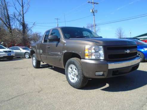 2008 Chevrolet Silverado 1500 LT2 4WD 4dr Extended Cab 6 5 ft SB for sale in Kalamazoo, MI