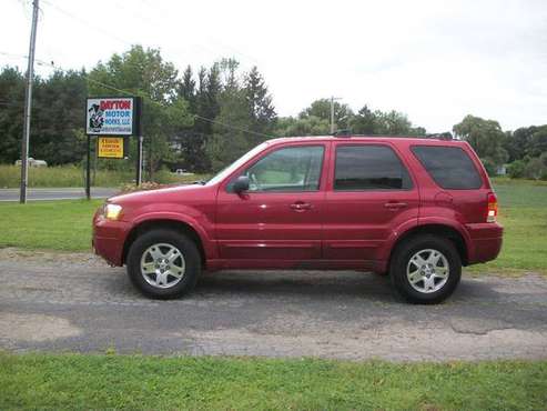 2006 Ford Escape 4dr 3.0L Limited 4WD Heated Seats trailer Tow Group for sale in Auburn, NY