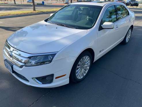 2012 Ford Fusion Hybrid. Only 68 K Excellent !Leather for sale in Fresno, CA