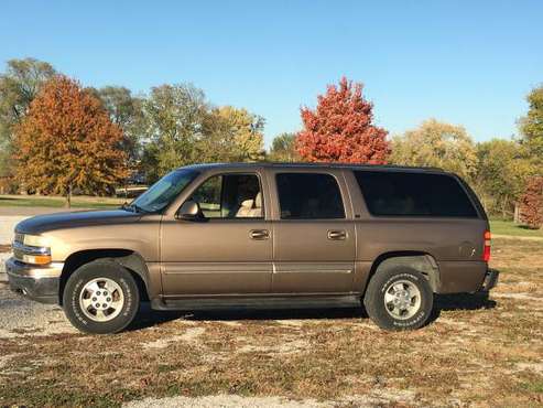 2003 Chevy Suburban - cars & trucks - by owner - vehicle automotive... for sale in Nixa, MO