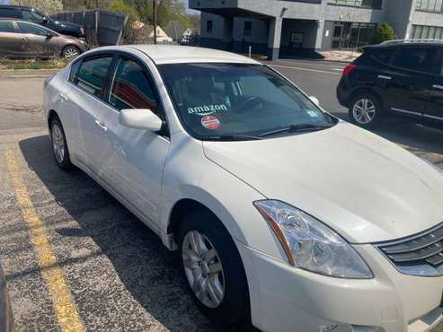 2012 Nissan Altima for sale in Rochester , NY