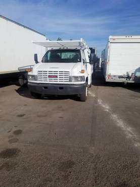 2006 GMC C5500 12' Contractor Body - Low Miles - Save Big $ - cars &... for sale in Mesa, CA