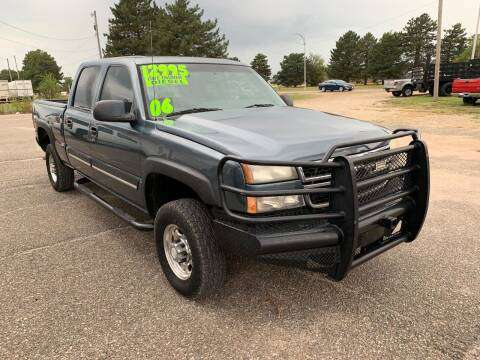 *** 06 Chevy Silverado 2500 6.6 Duramax*** for sale in Wichita, KS
