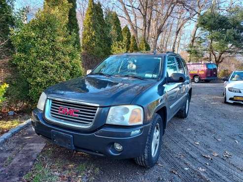 2007 g m c Envoy NEEDS ENGINE for sale in Mastic, NY