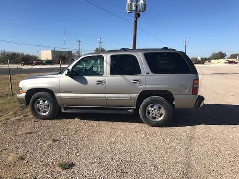 2000 Chevy Tahoe - cars & trucks - by owner - vehicle automotive sale for sale in Tye, TX