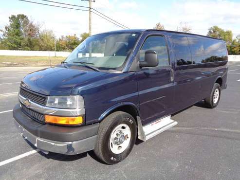 2011 CHEVROLET EXPRESS LT 3500 EXT. 15-PASSENGER! WITH ONLY 70K MILES! for sale in PALMYRA, NJ