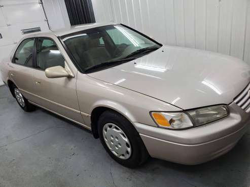 1999 Toyota Camry LE - - by dealer - vehicle for sale in Springfield, MO