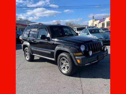 2005 JEEP LIBERTY RENEGADE 4WD - cars & trucks - by dealer - vehicle... for sale in Worcester, MA