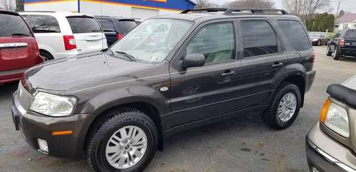 ** 2005 Mercury Mariner Very Nice SUV ** - cars & trucks - by dealer... for sale in Minerva, OH