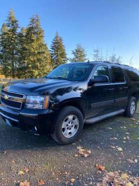 Suburban 2014 4x4 - cars & trucks - by owner - vehicle automotive sale for sale in Dundee, OR