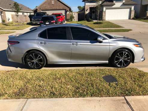 2019 Toyota Camry SE like a brand new fully loaded - cars & trucks -... for sale in Richmond, TX