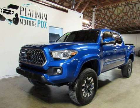 2018 Toyota Tacoma 4WD SR5 V6 4x4 4dr Double Cab 5.0 ft SB Pickup Truc for sale in Portland, OR