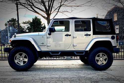 Jeep Wrangler unlimited - cars & trucks - by owner - vehicle... for sale in Newport, RI