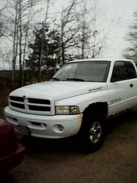 2000 Dodge Ram 1500 4x4 Extended Cab for sale in Wheeler, WI