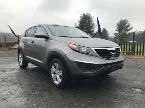 2012 KIA SPORTAGE - cars & trucks - by owner - vehicle automotive sale for sale in Greenfield, MA