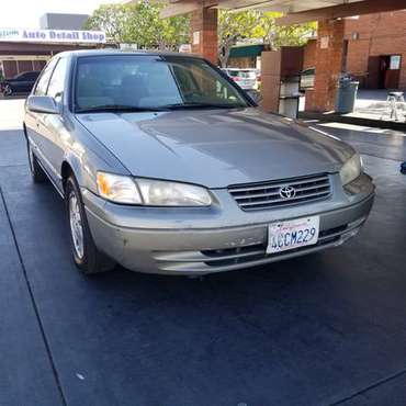 1998 Toyota Camry 184 k one owner garaged liked new for sale in Los Angeles, CA