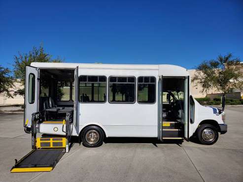 2013 Ford Econoline E350 Wheelchair 14 Pass Bus Cold AC Back Up for sale in Palm Coast, FL