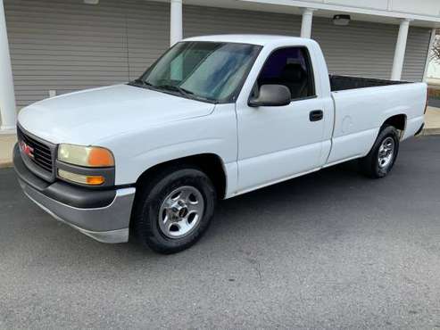2002 GMC Sierra SL 2wd 8’bed Pickup Southern Truck! $4,990 - cars &... for sale in Halifax, MA