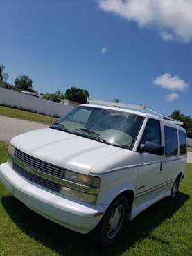 1999 Chevy astro for sale in Oneco, FL