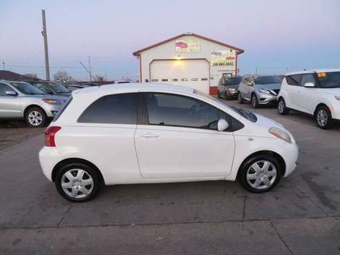 2007 Toyota Yaris... 140,000 Miles... $3,300 - cars & trucks - by... for sale in Waterloo, IA