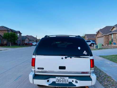 Hello I am selling my 1998 gmc jimmy it is a one owner vehicle the for sale in Midland, TX