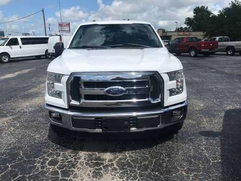 2015 Ford F-150 2WD SuperCrew 145" XLT for sale in Baytown, TX