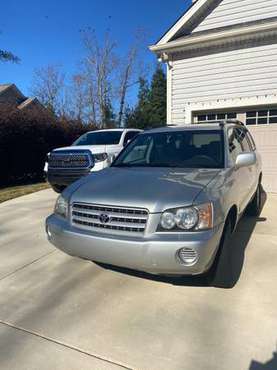 2003 Highlander - cars & trucks - by owner - vehicle automotive sale for sale in Angier, NC