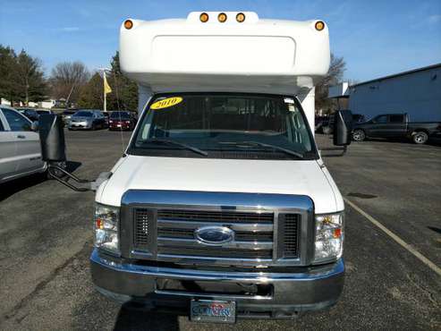 2010 Ford E-450 Buss (Only 20k Miles) - cars & trucks - by dealer -... for sale in Rockford, IL