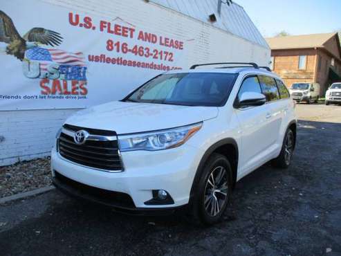 2016 Toyota Highlander XLE - cars & trucks - by dealer - vehicle... for sale in BLUE SPRINGS, MO