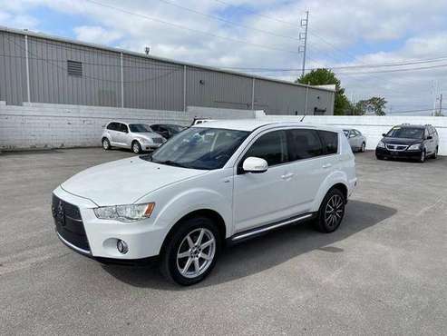 2011 Mitsubishi Outlander XLS Sport Utility 4D - - by for sale in Kansas City, MO