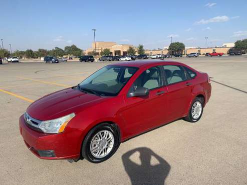 Nice 2011 Ford Focus - cars & trucks - by owner - vehicle automotive... for sale in Lubbock, TX