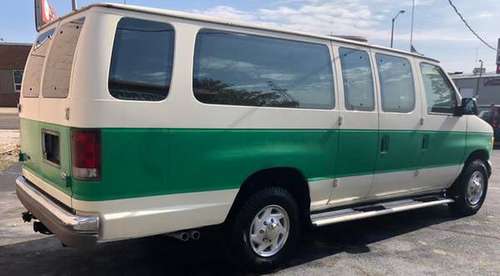 ★ 15-PASSENGER VAN ★ 1-OWNER ...SUPERDUTY - cars & trucks - by owner... for sale in Champaign, MI