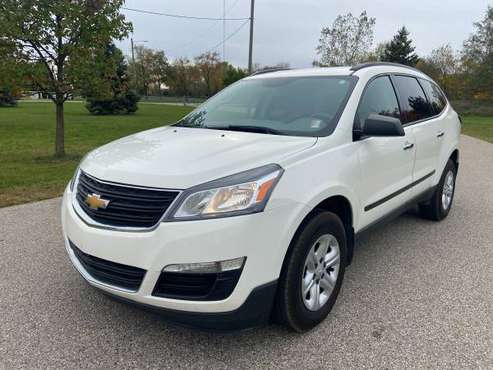 2014 chevy traverse lt - cars & trucks - by owner - vehicle... for sale in Utica, MI