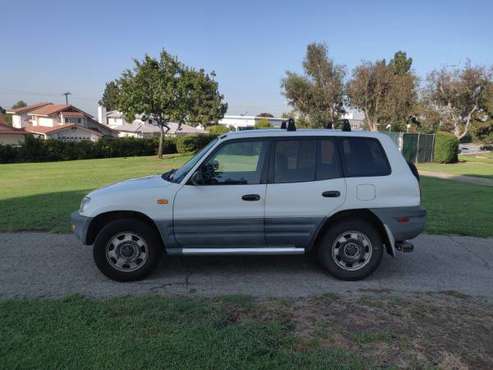 Toyota Rav4 - 1997 - cars & trucks - by owner - vehicle automotive... for sale in Montebello, CA