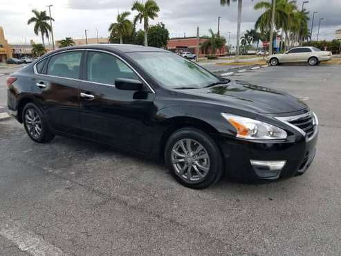 Altima 15 like new - cars & trucks - by owner - vehicle automotive... for sale in miami sweetwater, FL
