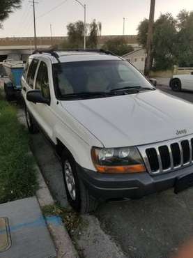 2002 jeep grand Cherokee 4X4 - cars & trucks - by owner - vehicle... for sale in Las Vegas, NV