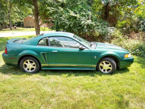 2000 Mustang v6 for sale in Accokeek, District Of Columbia