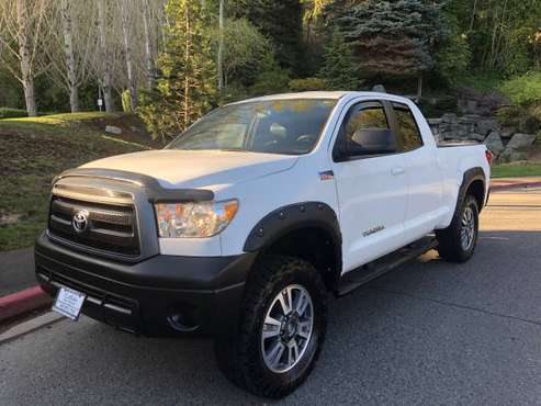 2013 Toyota Tundra Double Cab SR5 4WD - Lifted, Clean title for sale in Kirkland, WA