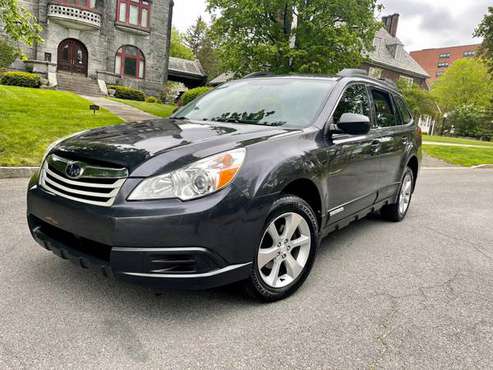 2011 SUBARU OUTBACK 2 5I PREMIUM AWD NICE AND CLEAN - cars & for sale in Schenectady, NY